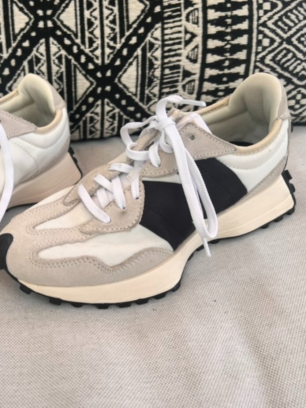 New Balance 327  (Sea Salt with White and Black)